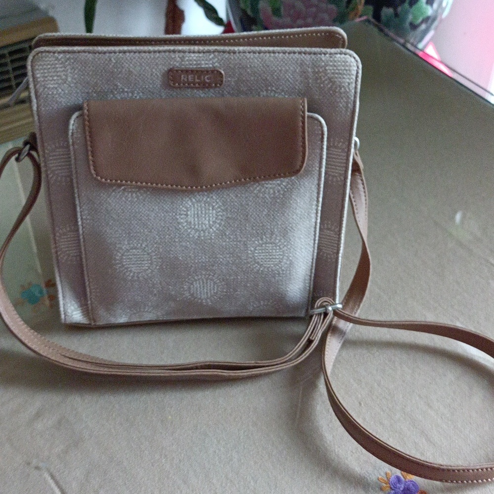 Beautiful Relic bag new without tags
